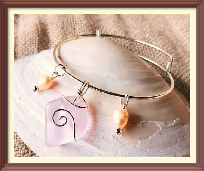 Pendants for a Cause